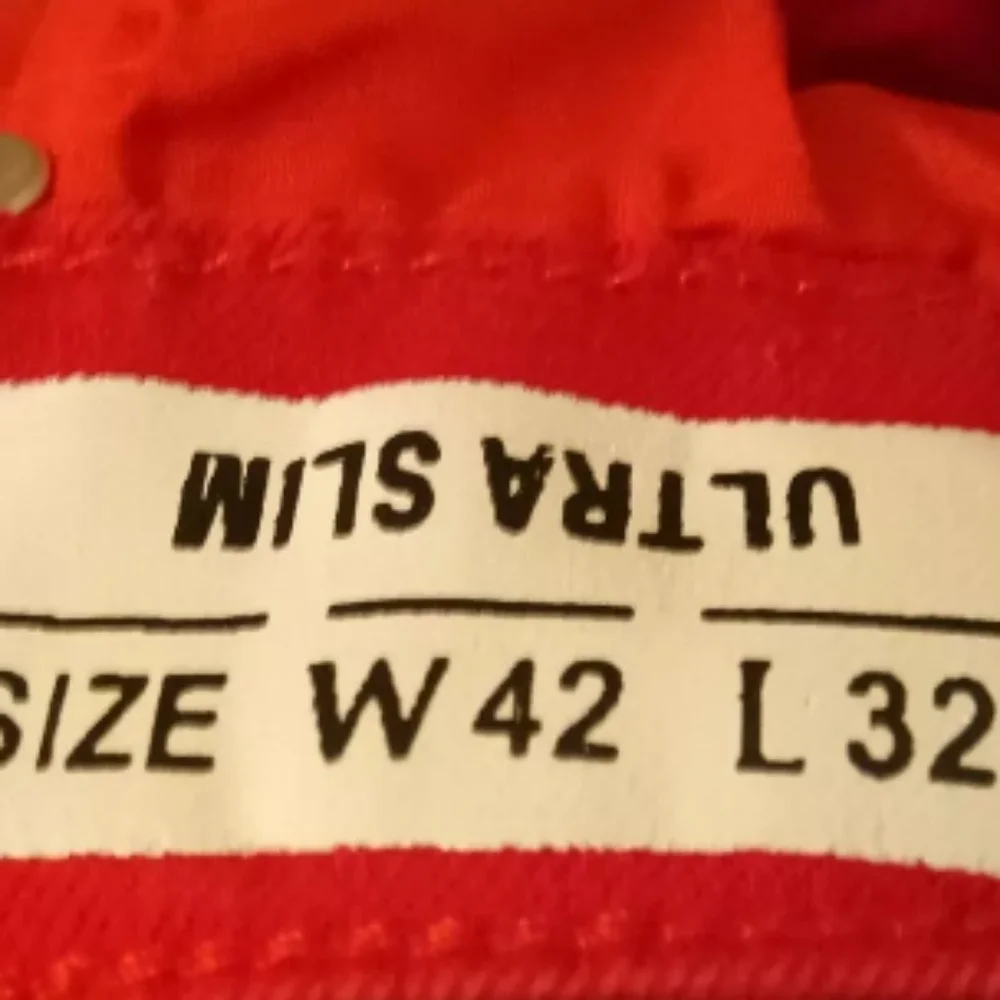 Argonauts Ultra Slim Mens Red Distressed Stretch 42 X 32 Jeans Like New
